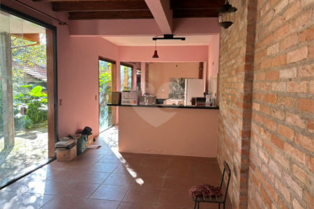 Sobrado à venda com 3 quartos, sendo 2 suítes, em Vila Correa, Ferraz de Vasconcelos, SP