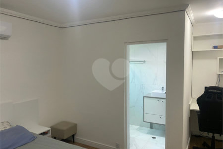 Casa à venda com 3 suítes em Vila Oceania, Poá, SP