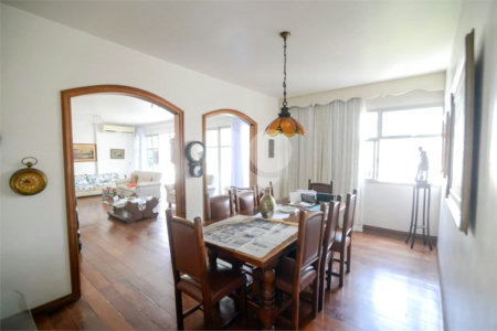 Apartamento à venda com 4 quartos, sendo 1 suíte, em Tijuca, Rio de Janeiro, RJ