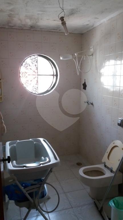 Sobrado à venda com 4 quartos, sendo 1 suíte, em Tremembé, São Paulo, SP