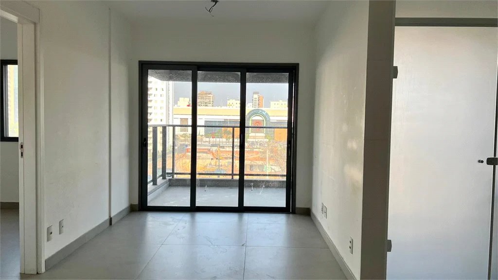 Apartamento à venda com 1 quarto em Santo Amaro, São Paulo, SP