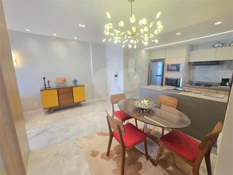 Apartamento à venda ou para alugar com 2 quartos, sendo 1 suíte, em Leblon, Rio de Janeiro, RJ