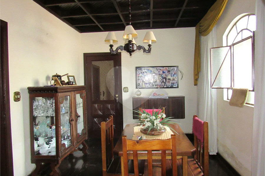 Casa à venda com 3 quartos, sendo 1 suíte,  no condomínio Casa, São Paulo - SP