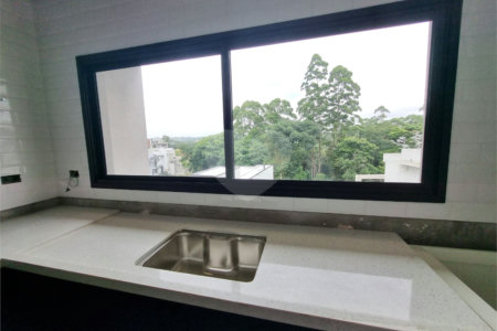 Casa à venda com 3 suítes no condomínio Mosaico da Serra, Mogi das Cruzes - SP