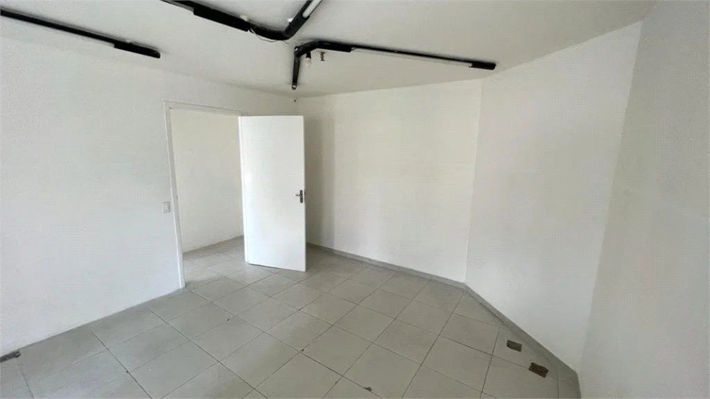 Sala à venda em Jardim Caboré, São Paulo, SP
