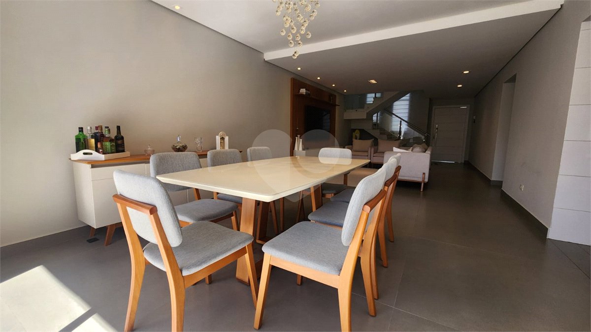Casa à venda com 3 suítes no condomínio Residencial Villa dos Inglezes, Sorocaba - SP