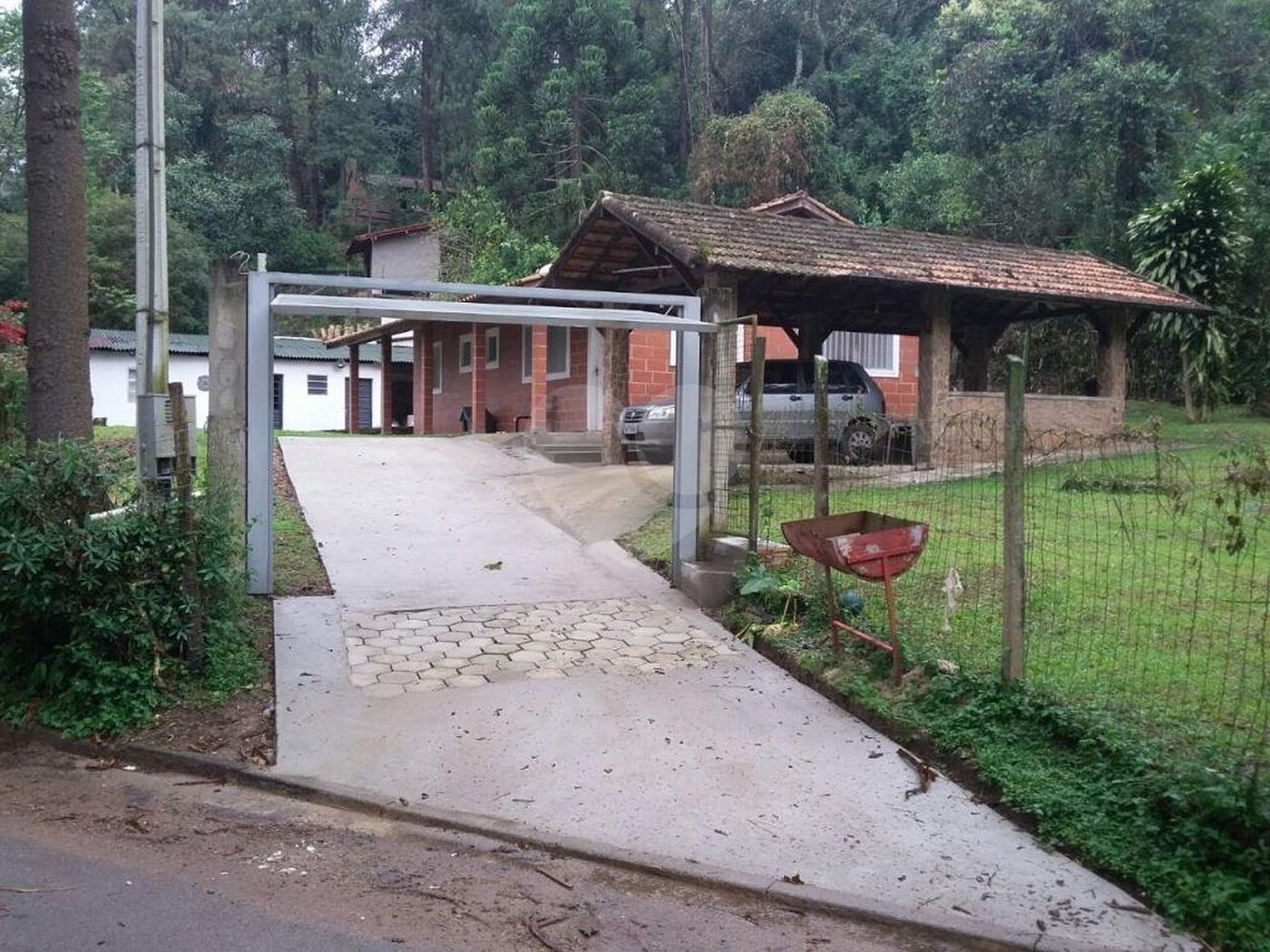 Casa Térrea à venda com 3 quartos, sendo 1 suíte, em Santa Inês, Caieiras, SP