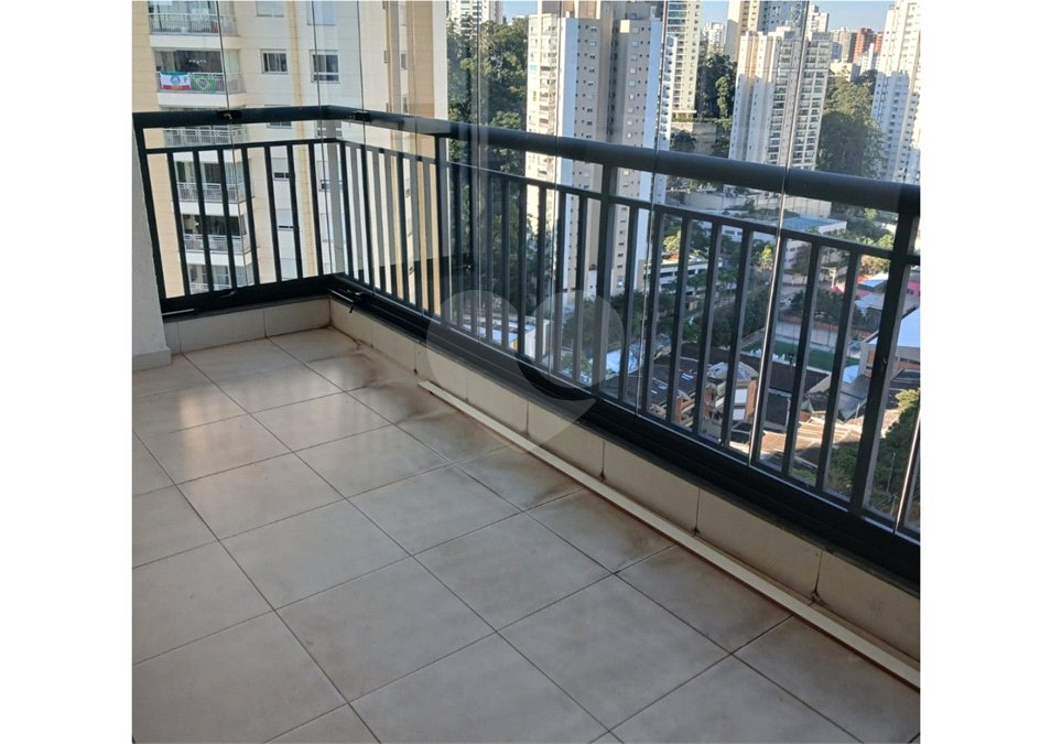 Apartamento para alugar com 2 quartos, sendo 1 suíte,  em Vila Andrade, São Paulo, SP