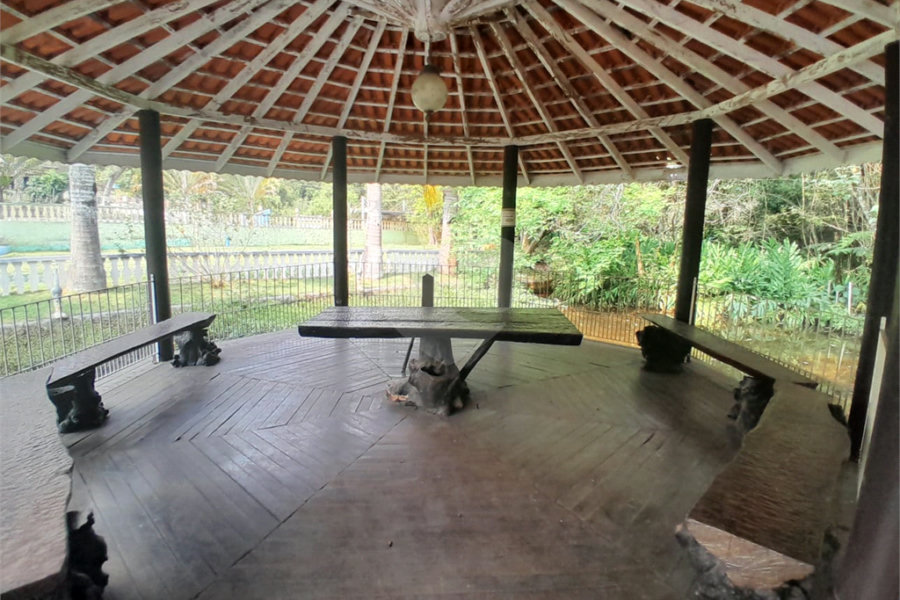 Chácara à venda ou para alugar com 20 quartos, sendo 10 suítes,  em Serra da Cantareira, Mairiporã, SP