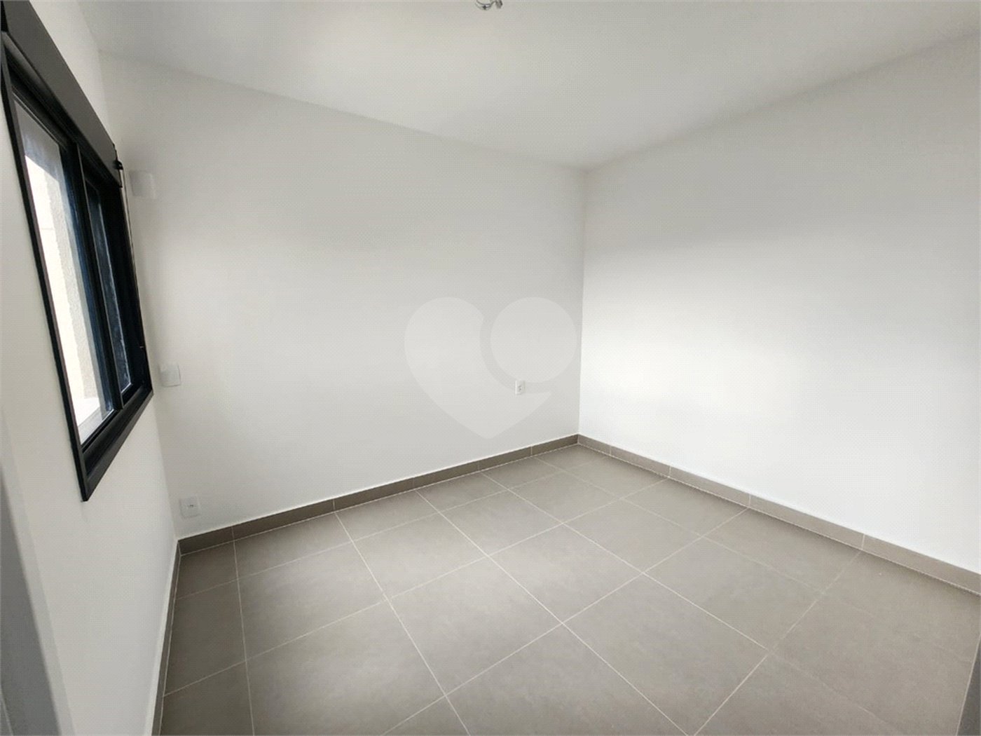 Apartamento à venda com 2 quartos, sendo 1 suíte, em Jardim Maria José, Votorantim, SP