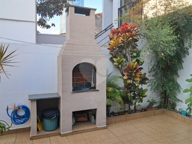 Sobrado à venda com 2 quartos em Granja Julieta, São Paulo, SP