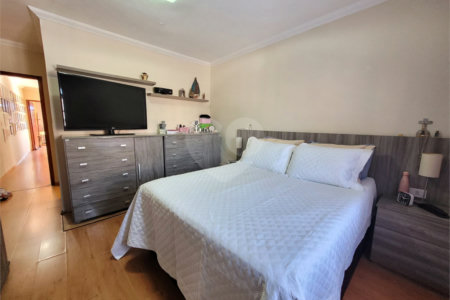 Sobrado à venda com 3 quartos, sendo 1 suíte, em Campo Grande, São Paulo, SP