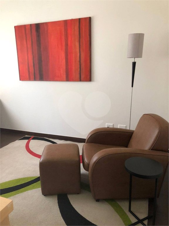 Casa à venda com 5 quartos, sendo 4 suítes, no condomínio Sol Vinhedo, Vinhedo - SP
