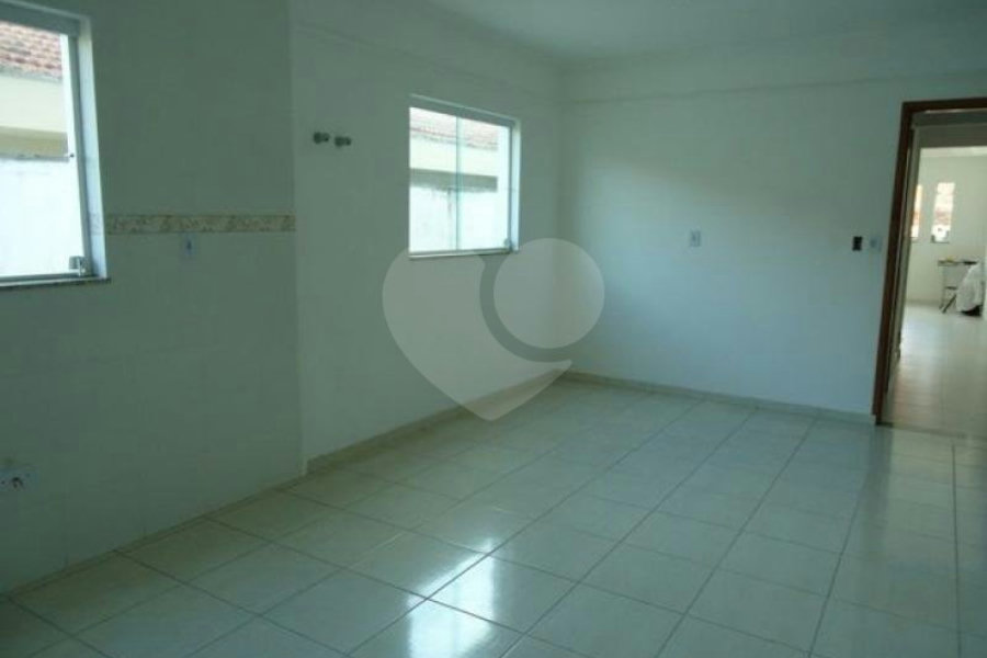 Sobrado à venda com 3 suítes em Vila Mazzei, São Paulo, SP