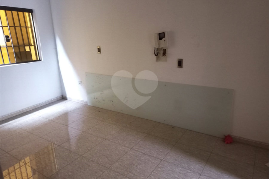Sobrado à venda com 3 quartos, sendo 2 suítes, em Parada Inglesa, São Paulo, SP