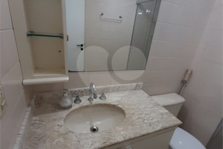 Apartamento à venda com 3 quartos, sendo 1 suíte, em Santo Amaro, São Paulo, SP