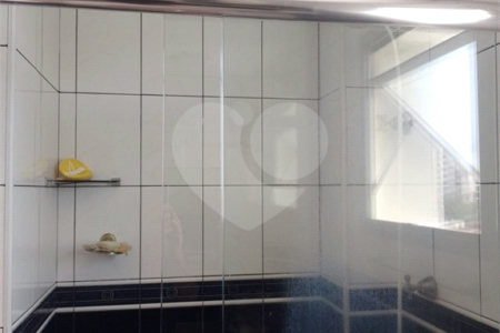 Apartamento à venda com 3 quartos, sendo 1 suíte,  em Vila Gustavo, São Paulo, SP