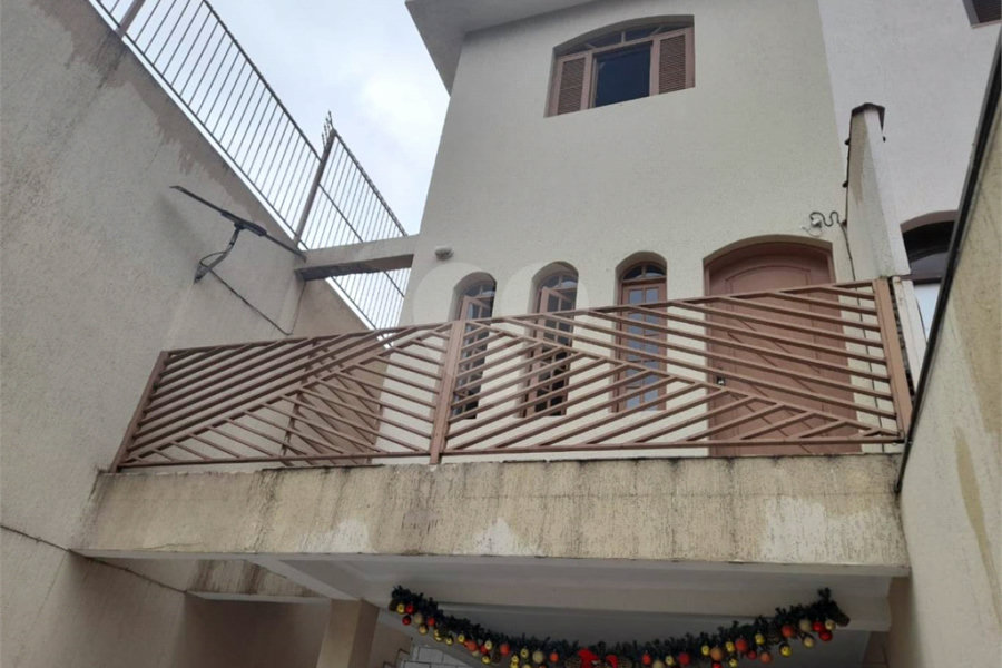 Sobrado à venda com 3 quartos no Brasilândia, São Paulo, SP