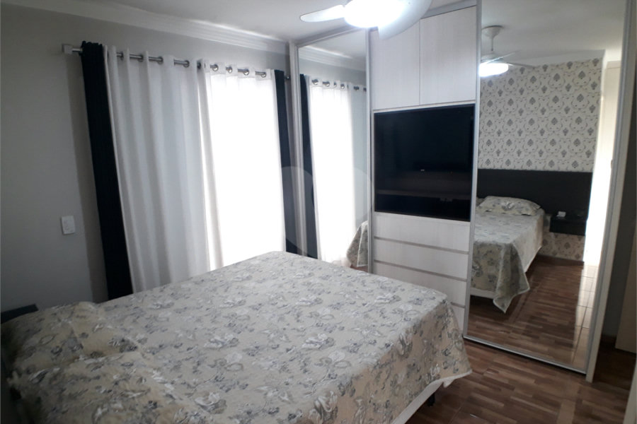 Sobrado à venda com 3 suítes em Vila Medeiros, São Paulo, SP