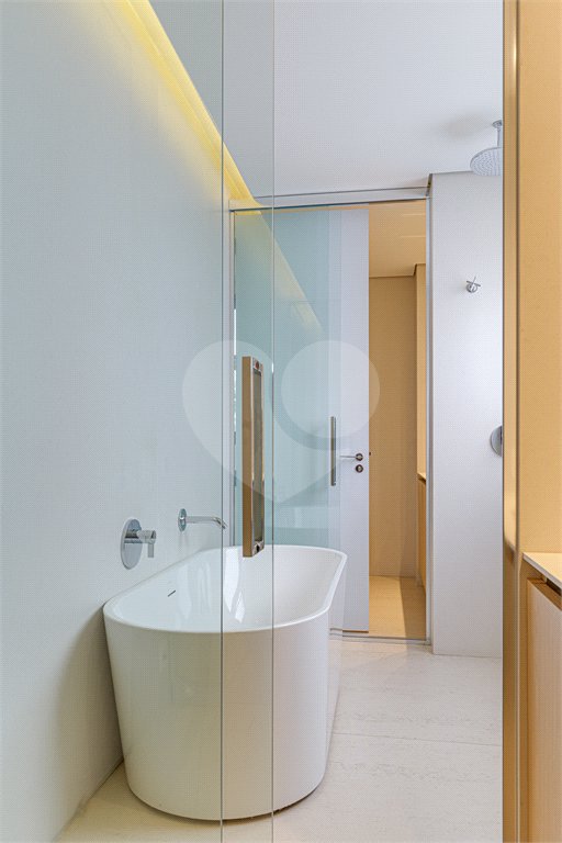 Apartamento à venda com 4 suítes em Moema, São Paulo, SP