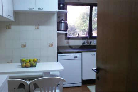 Apartamento à venda com 3 quartos, sendo 1 suíte, em Jardim Vitória Régia, São Paulo, SP