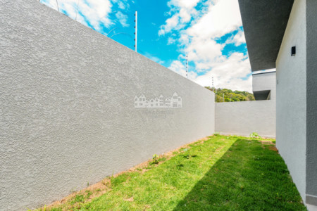 Casa térrea à venda com 3 quartos, sendo 1 suíte, no condomínio Flores da Usina, Atibaia - SP