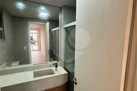 Apartamento à venda com 3 quartos, sendo 2 suítes, em Rio Comprido, Rio de Janeiro, RJ