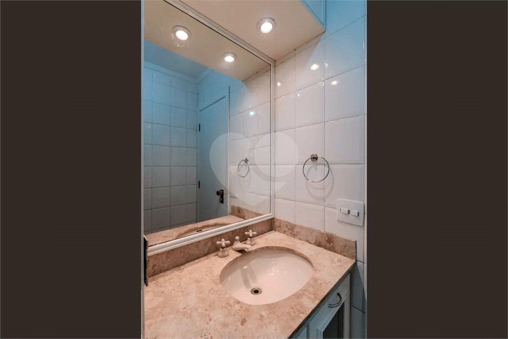 Apartamento à venda com 4 quartos, sendo 2 suítes, em Paraíso do Morumbi, São Paulo, SP