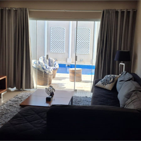 Casa à venda com 5 quartos, sendo 4 suítes, no condomínio Residencial Vilazul, Sorocaba - SP