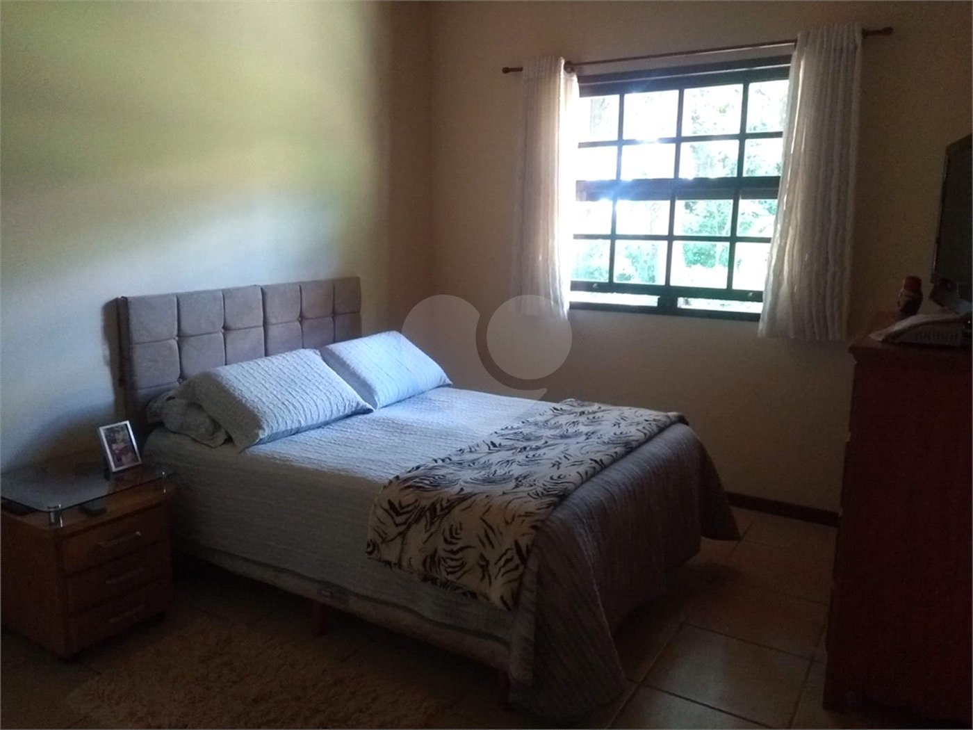 Chácara à venda com 4 quartos, sendo 1 suíte, em Bairro dos Pires, Extrema, MG