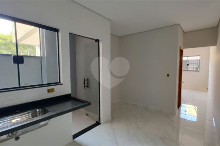 Casa de Vila à venda com 2 quartos em Wanel Ville, Sorocaba, SP