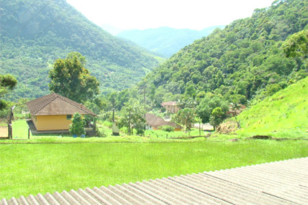 Fazenda à venda com 7 quartos, sendo 3 suítes, em Professor Souza, Casimiro de Abreu, RJ