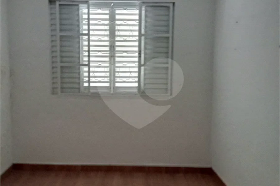 Sobrado à venda com 2 quartos em Tremembé, São Paulo, SP