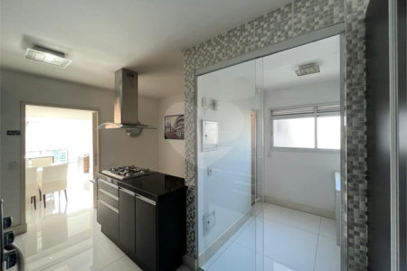Apartamento à venda com 3 suítes em Vila Andrade, São Paulo, SP