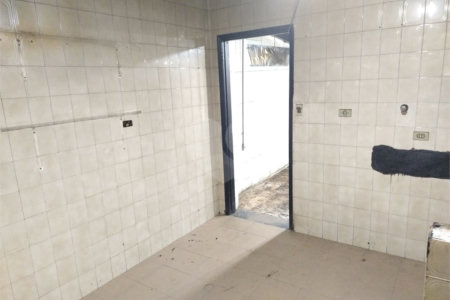 Casa Térrea à venda com 3 quartos em Vila Mariza Mazzei, São Paulo, SP