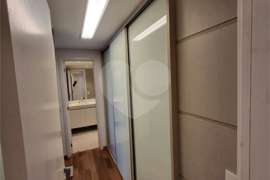 Apartamento à venda com 3 suítes em Santana, São Paulo, SP