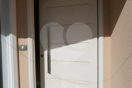 Casa para alugar com 4 quartos, sendo 2 suítes, no condomínio Mont Serrat, Salto - SP