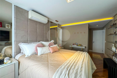 Apartamento à venda com 3 suítes em Brooklin, São Paulo, SP