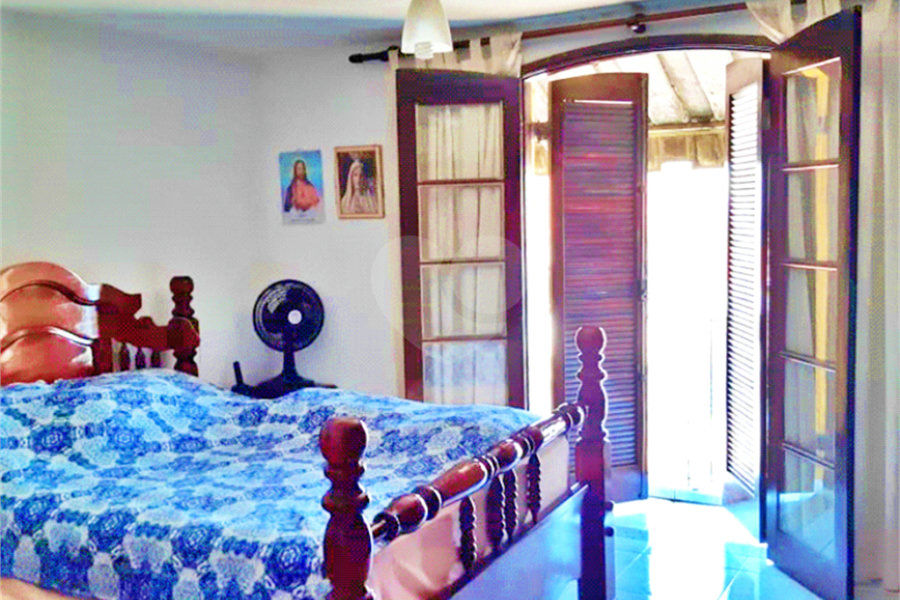 Sobrado à venda com 4 quartos, sendo 1 suíte, em Vila Guilherme, São Paulo, SP