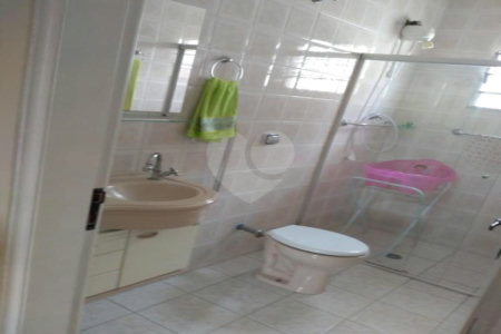 Casa à venda com 3 quartos, sendo 2 suítes, em Vila Dom Pedro I, São Paulo, SP