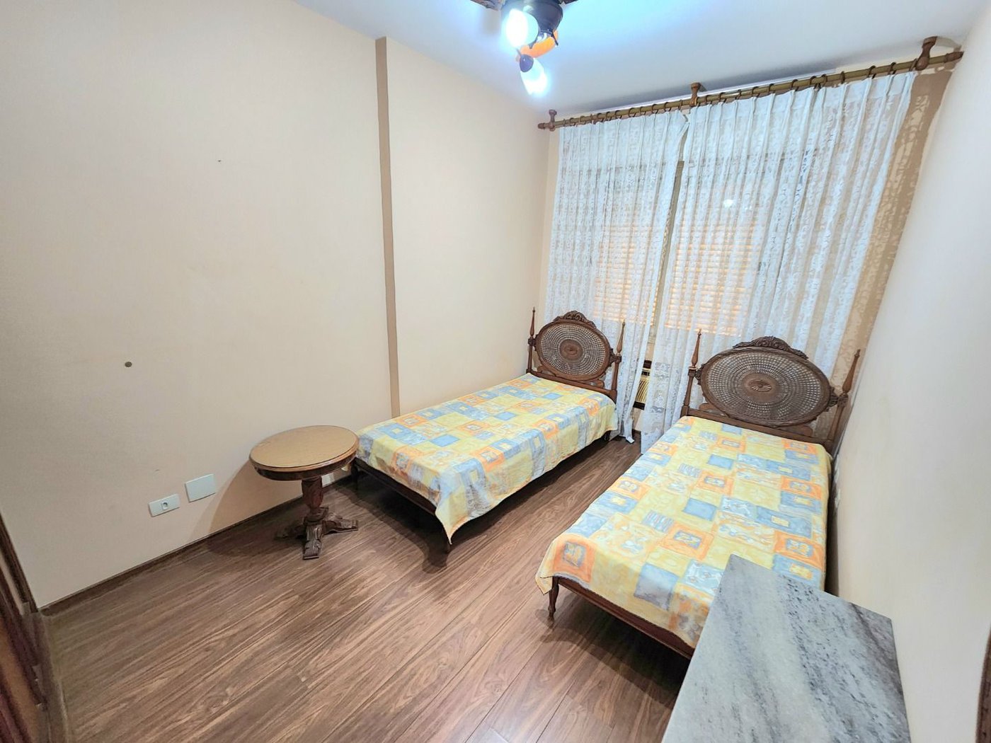 Apartamento com 4 dormitórios à venda, 184 m² por R$ 949.000,00 - Gonzaga - Santos/SP