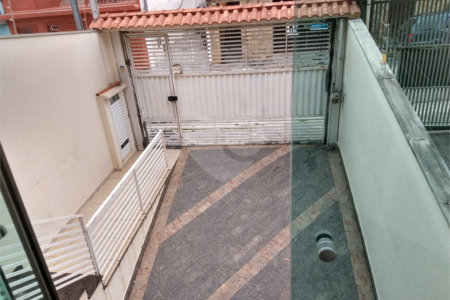 Sobrado à venda com 3 quartos, sendo 1 suíte, em Vila Mazzei, São Paulo, SP