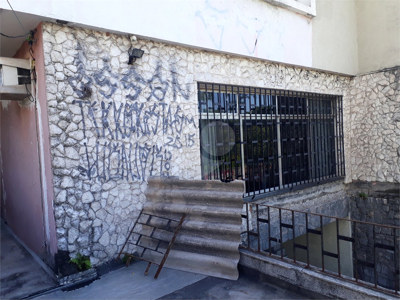 Sobrado à venda com 4 quartos, sendo 2 suítes, em Santana, São Paulo, SP