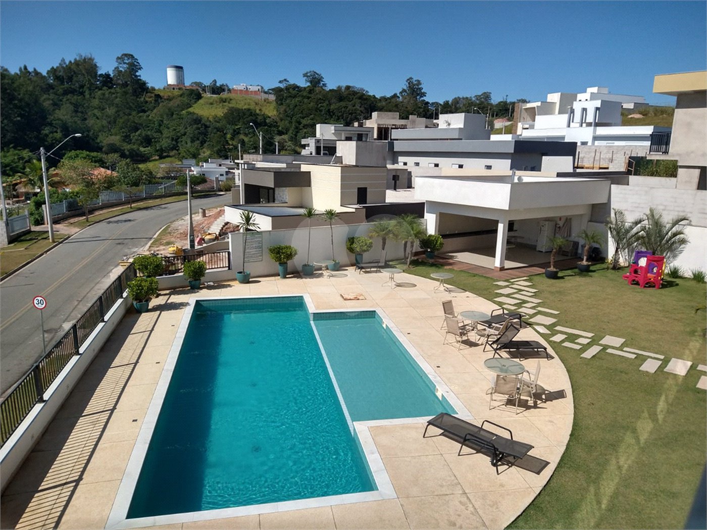 Terreno à venda no condomínio Reserva dos Jatobás, Louveira - SP