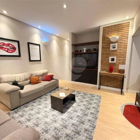 Casa à venda com 2 quartos em Vila Galvão, Guarulhos, SP