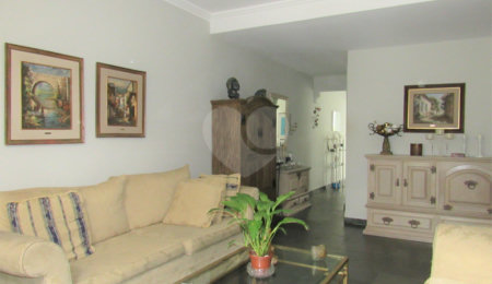 Sobrado à venda com 3 quartos, sendo 1 suíte,  em Granja Julieta, São Paulo, SP