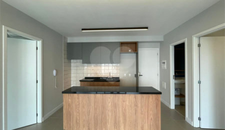 Apartamento à venda com 2 suítes em Pinheiros, São Paulo, SP