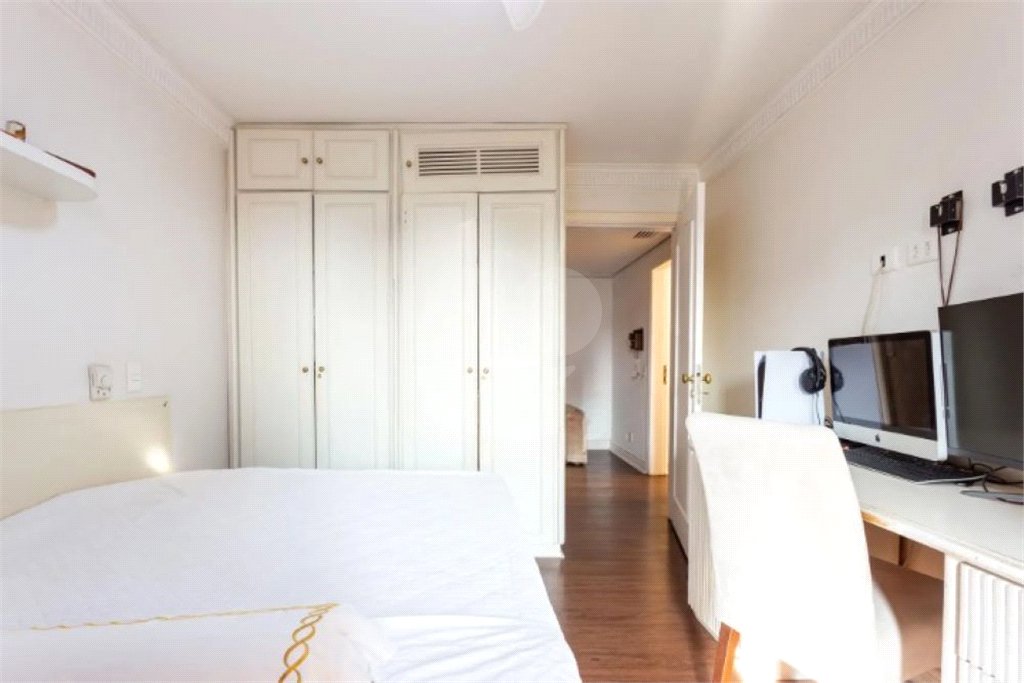 Apartamento à venda com 4 suítes em Vila Ida, São Paulo, SP