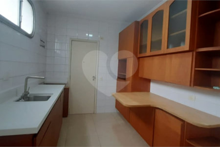 Apartamento para alugar com 3 quartos, sendo 1 suíte,  em Jardim Marajoara, São Paulo, SP