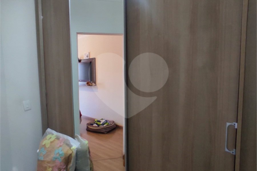 Sobrado à venda com 3 quartos, sendo 1 suíte, em Parada Inglesa, São Paulo, SP